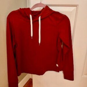 Vuori Women's Halo Essential Hoodie Currant Heather Size Small